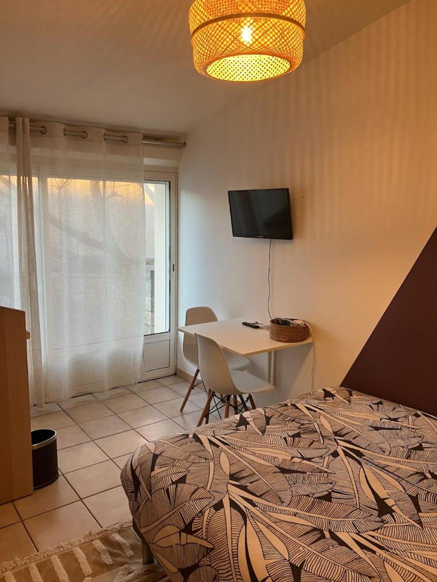 Le Nid Castries - Charmant Logement Complet Et Equipe Centre Castries Proche Montpellier Exterior photo